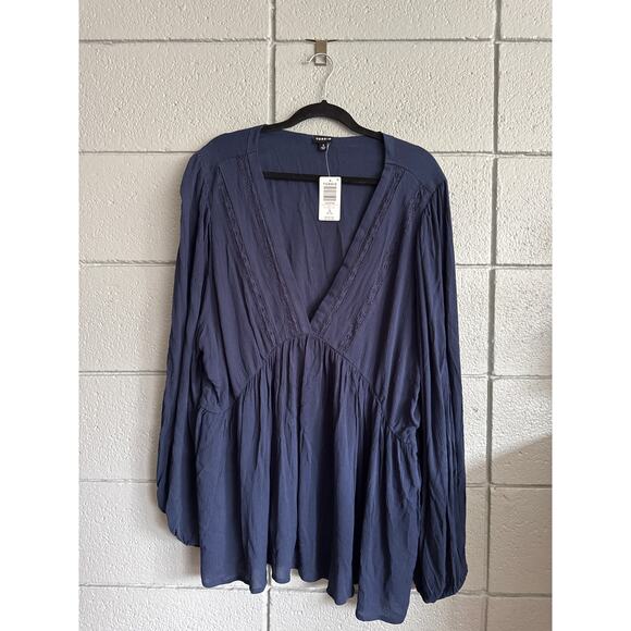 NWT Women's Torrid Lace Inset Bohemian V Neck Flowy Blouse size 3X Artsy - Picture 3 of 5